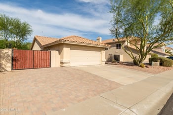 22527 N 74th Ave, Glendale, AZ 85310
