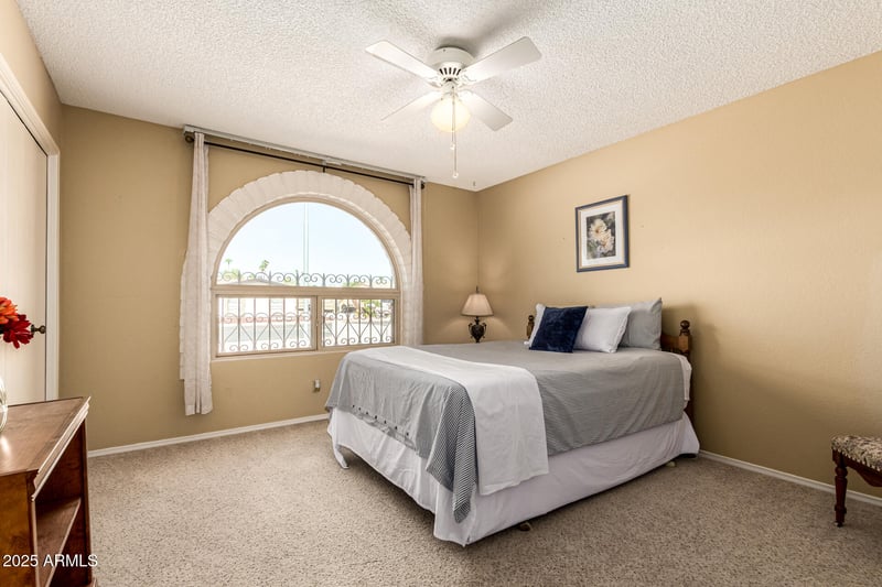 2253 Encanto St, Mesa, AZ 85213
