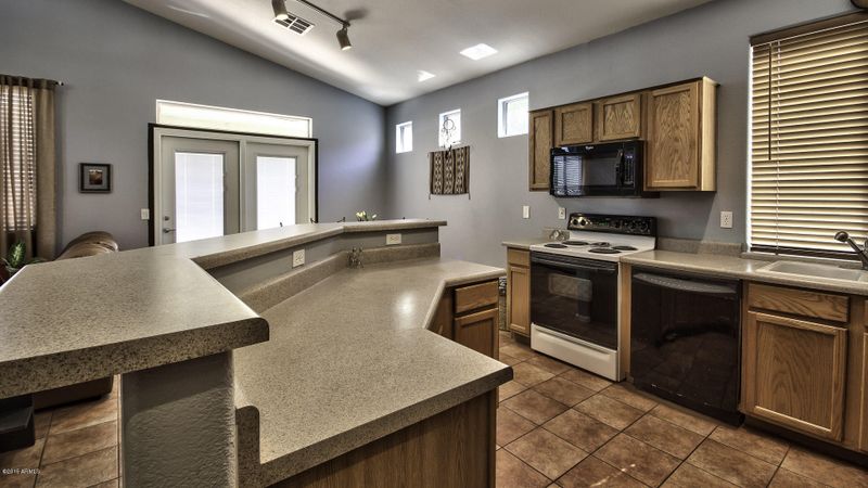 2253 S Harper St, Mesa, AZ 85209