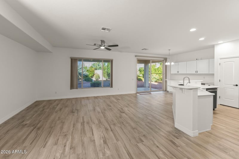 22533 Arrellaga Dr, Sun City West, AZ 85375