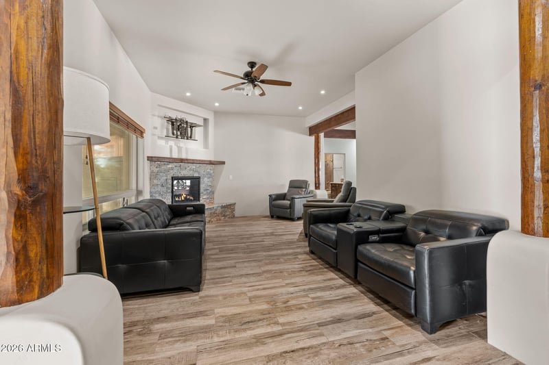 22544 W Barwick Dr, Wittmann, AZ 85361