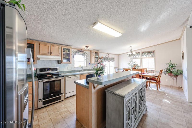 22547 Duane Ln, Wittmann, AZ 85361