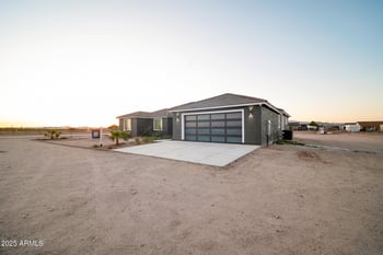 22548 Huntington Dr, Buckeye, AZ 85326
