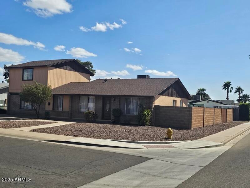 2255 Bloomfield Rd, Phoenix, AZ 85029