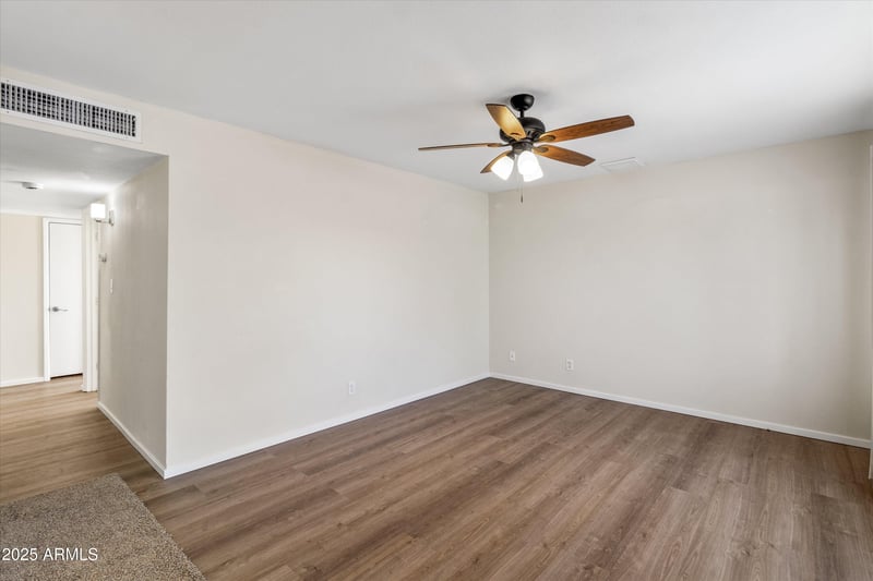 2255 Bloomfield Rd, Phoenix, AZ 85029