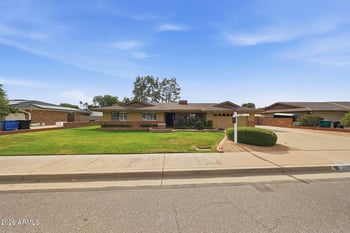 2255 Jacaranda St, Mesa, AZ 85213