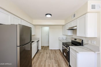2255 Wagon Wheel Dr, Phoenix, AZ 85021