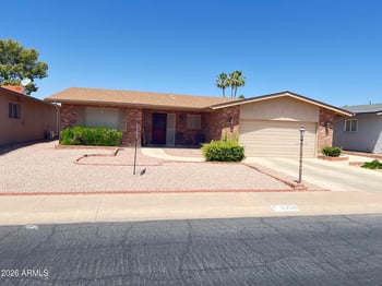 2256 Middlecoff Dr, Mesa, AZ 85215