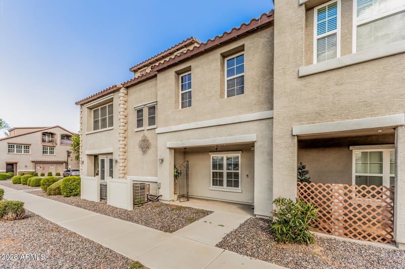 2257 Huntington Dr, Phoenix, AZ 85040