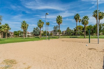 2257 Huntington Dr, Phoenix, AZ 85040