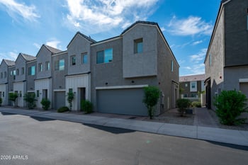 2257 W Echo Ln, Phoenix, AZ 85021