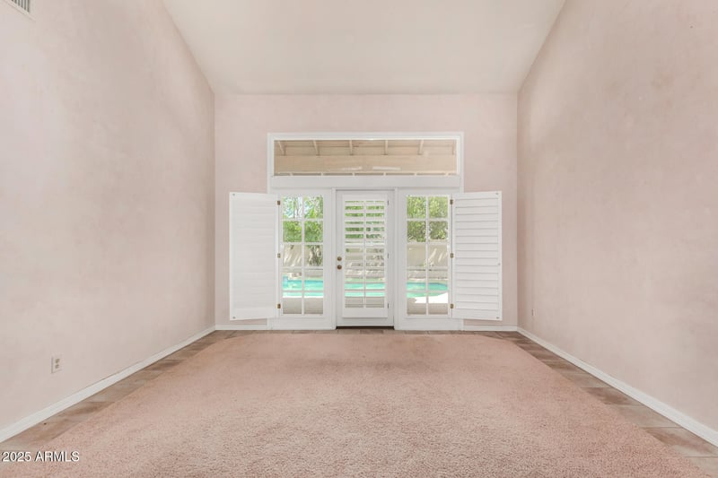 2257 Winthrop Cir, Mesa, AZ 85213