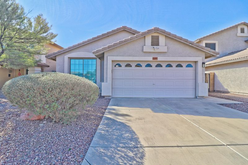 2259 E Parkside Ln, Phoenix, AZ 85024