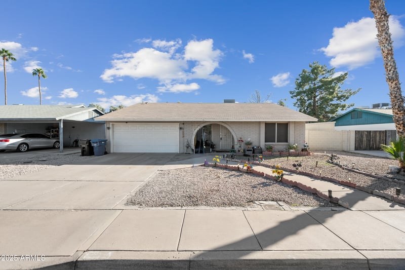 2259 Harmony Ave, Mesa, AZ 85204