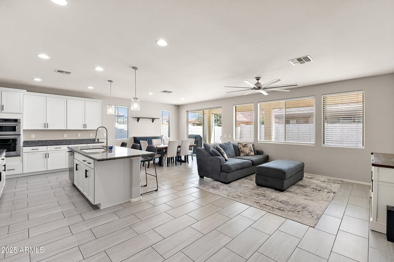 22592 Via Estancia --, Queen Creek, AZ 85142