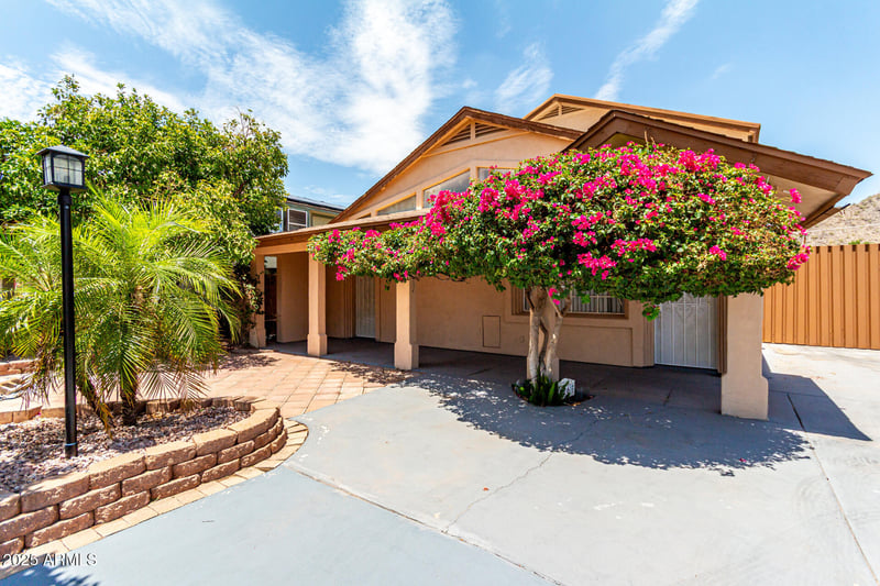 226 Carol Ave, Phoenix, AZ 85020