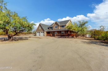 226 W Lazy K Ranch Rd, New River, AZ 85087