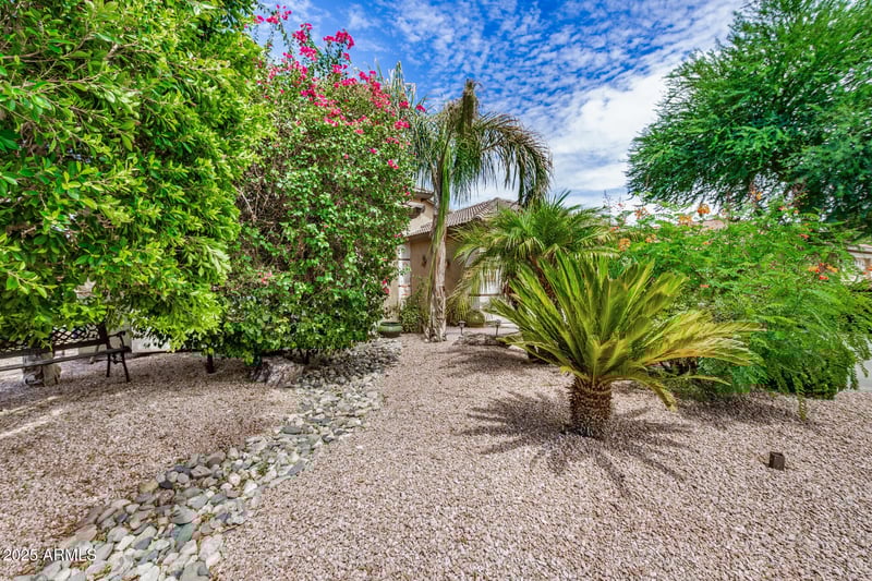 2260 Mineral Butte Dr, San Tan Valley, AZ 85144