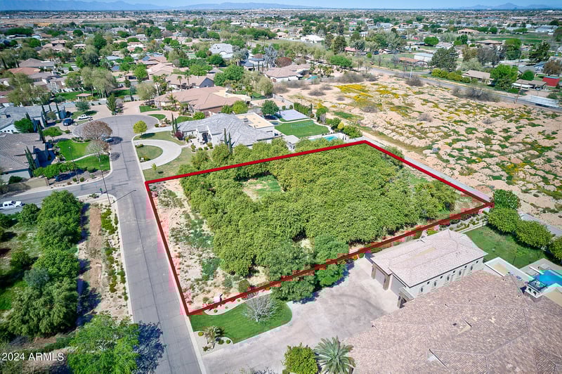 2260 Plum St #3, Gilbert, AZ 85298