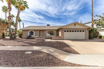 2260 Estrella Cir, Mesa, AZ 85202