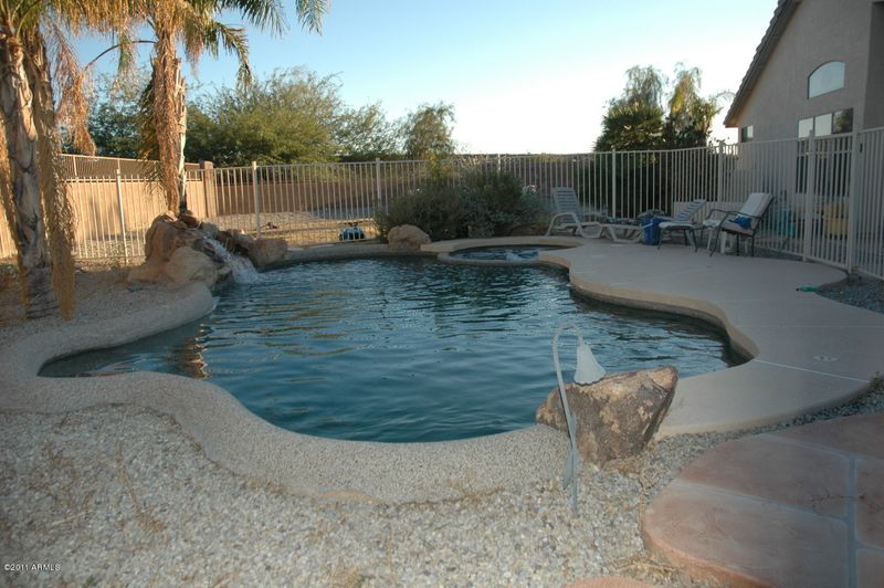 22601 N 33rd Ln, Phoenix, AZ 85027