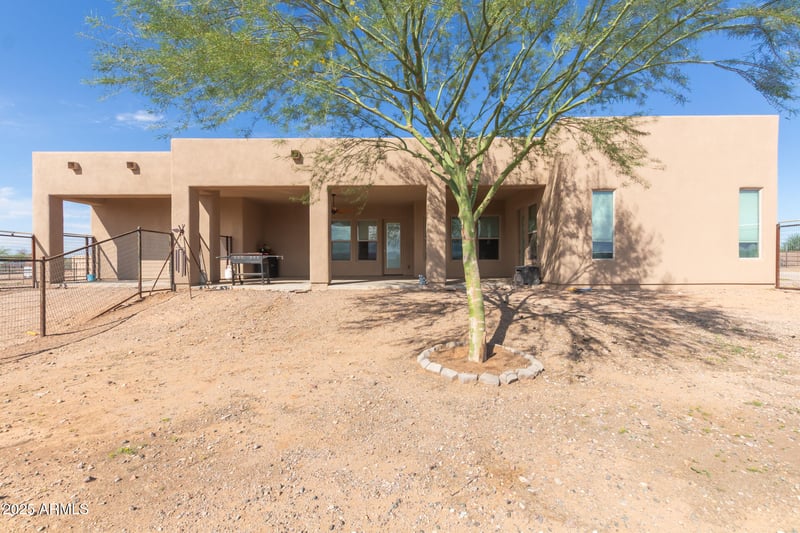 22603 Laura St, Wittmann, AZ 85361