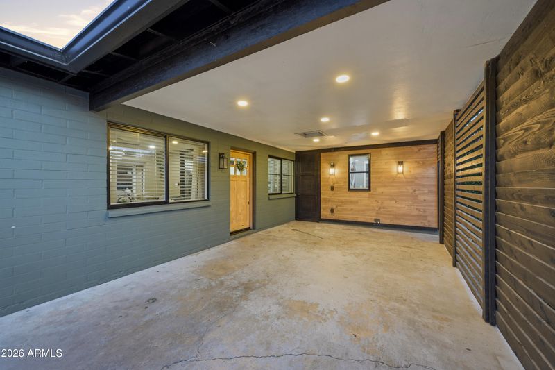 2261 E Bramble Ave, Mesa, AZ 85204
