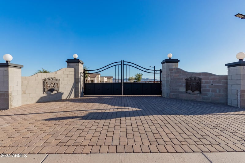 22611 Patton Rd, Wittmann, AZ 85361