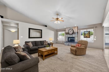 2262 Lockwood St, Mesa, AZ 85213