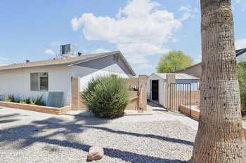 2262 Emerson Cir, Mesa, AZ 85210