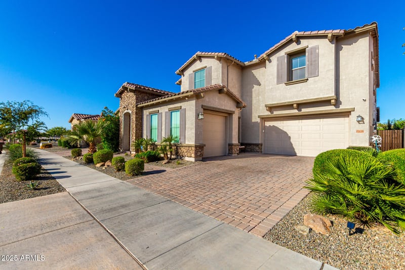 22630 Lawndale Pl, Queen Creek, AZ 85142