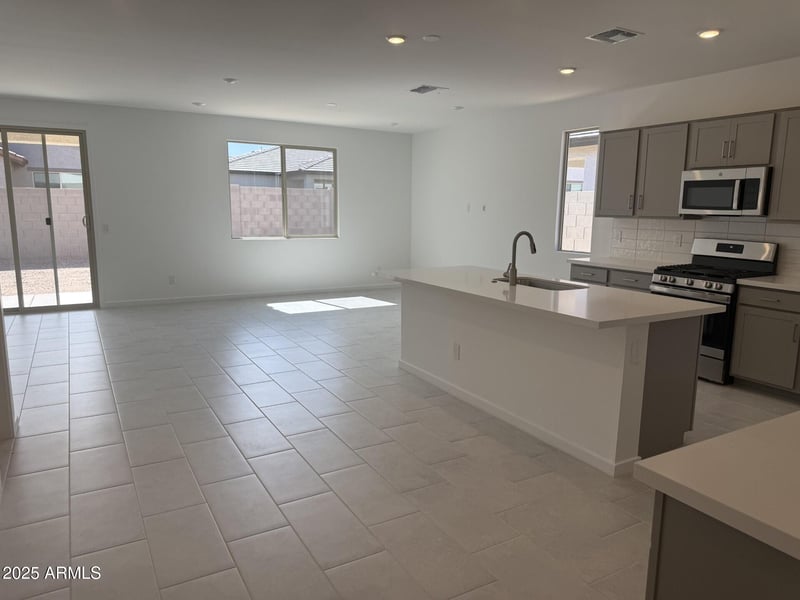 22631 Irma Ln, Surprise, AZ 85387