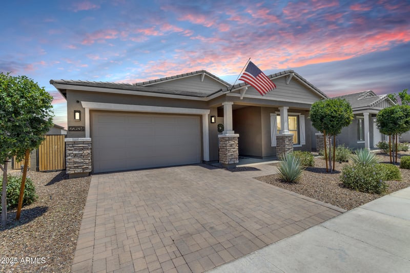 22634 Roundup Way, Queen Creek, AZ 85142