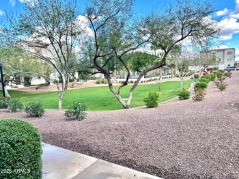 2264 E Huntington Dr, Phoenix, AZ 85040