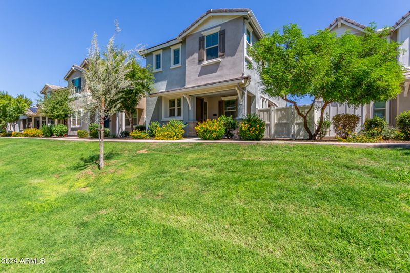 2264 S Wallrade Ln, Gilbert, AZ 85295