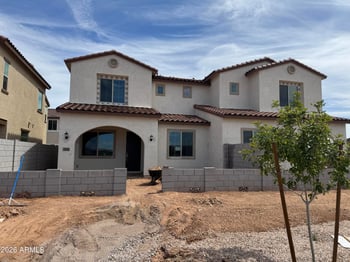 2265 S Falcon Dr, Gilbert, AZ 85295