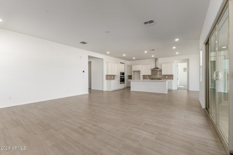 22658 Diana Way, Queen Creek, AZ 85142