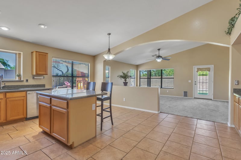 2266 Bahama Dr, Gilbert, AZ 85295