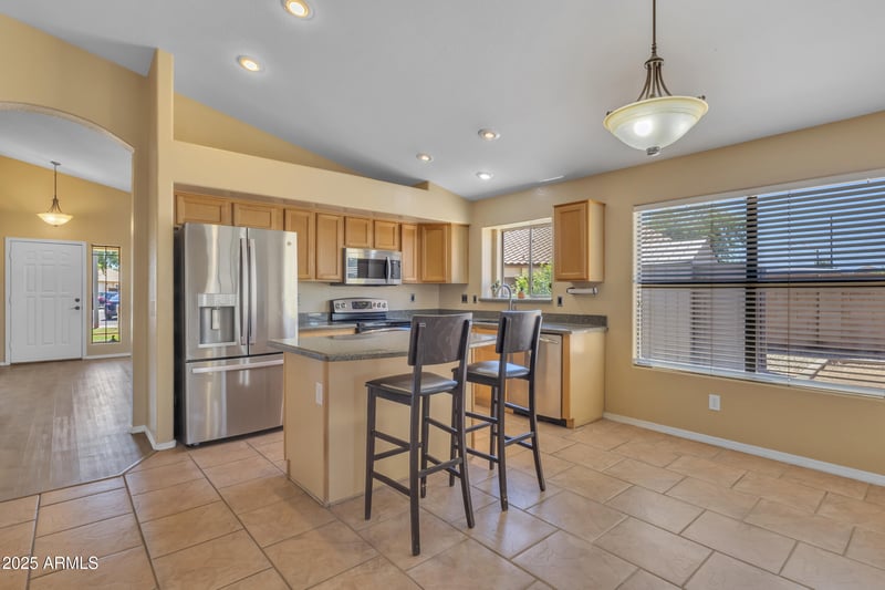 2266 Bahama Dr, Gilbert, AZ 85295
