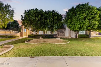 2266 Mallory Cir, Mesa, AZ 85213