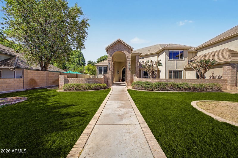 2266 E Mallory Cir, Mesa, AZ 85213