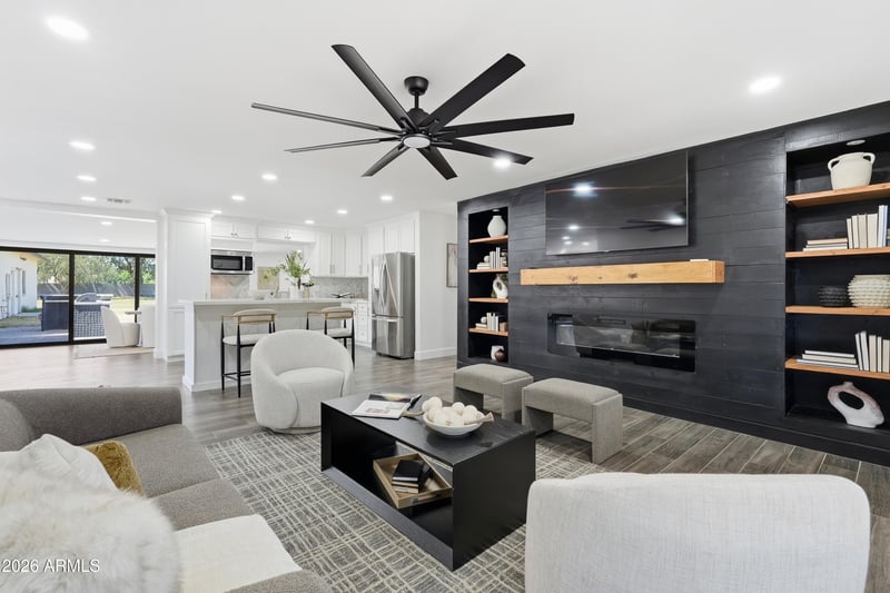 2266 E Willis Rd, Gilbert, AZ 85297