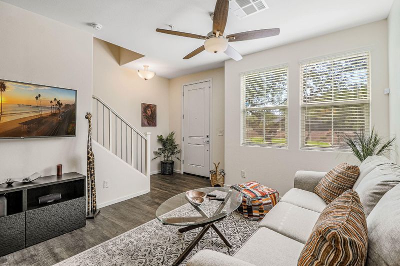 2267 E Hidalgo Ave, Phoenix, AZ 85040