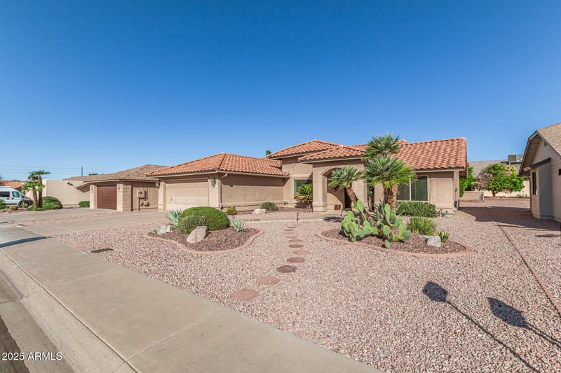 2268 Leisure World Blvd, Mesa, AZ 85206