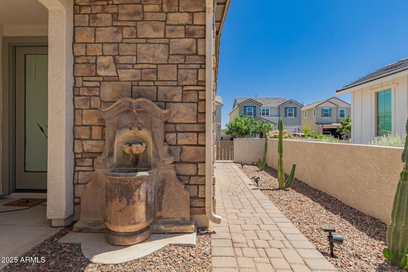 22682 Indiana Ave, Queen Creek, AZ 85142