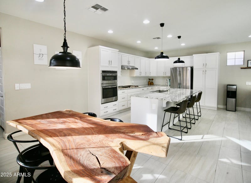 2269 Osborn Ln, Gilbert, AZ 85295