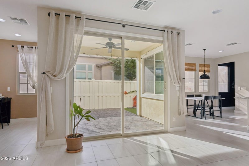 2269 S Osborn Ln, Gilbert, AZ 85295