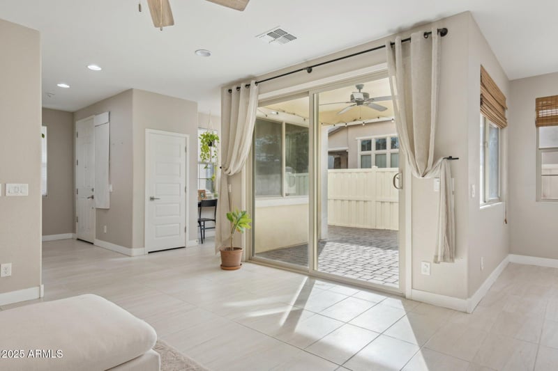 2269 S Osborn Ln, Gilbert, AZ 85295