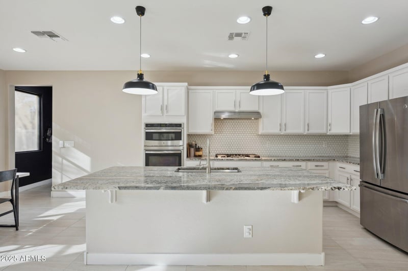 2269 S Osborn Ln, Gilbert, AZ 85295