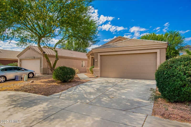 2269 Silver Creek Ln, San Tan Valley, AZ 85144